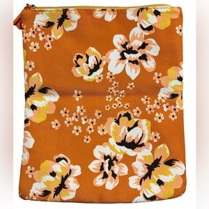 New w/o tags Rachel Pally bag